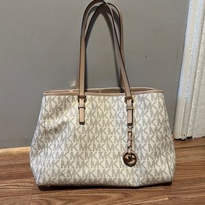 MK purse